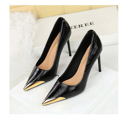 Tilta Metal Pointed Stiletto