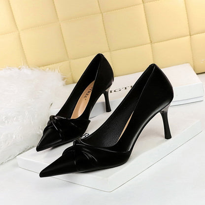Slim Fit Low Cut Pointed Toe Stiletto Heel